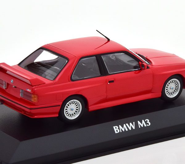 BMW M3 E30 1987 Rood 1-43 Maxichamps