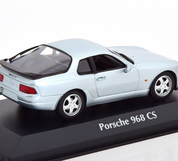 Porsche 968 CS 1983 Zilver 1-43 Maxichamps