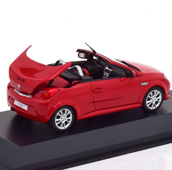 Opel Tigra Twin Top Rood 1-43 Minichamps ( Dealer )