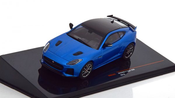 Jaguar F-Type SVR 2016 Blauw Metallic / Zwart 1-43 Ixo Models