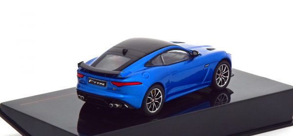 Jaguar F-Type SVR 2016 Blauw Metallic / Zwart 1-43 Ixo Models