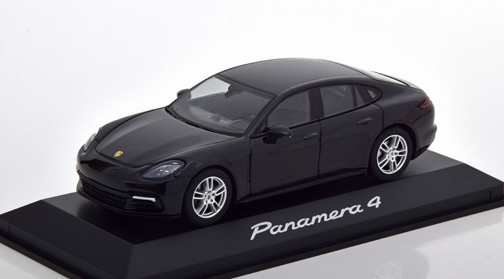 2017 black-metallic G2 1:43 Herpa Porsche Panamera 