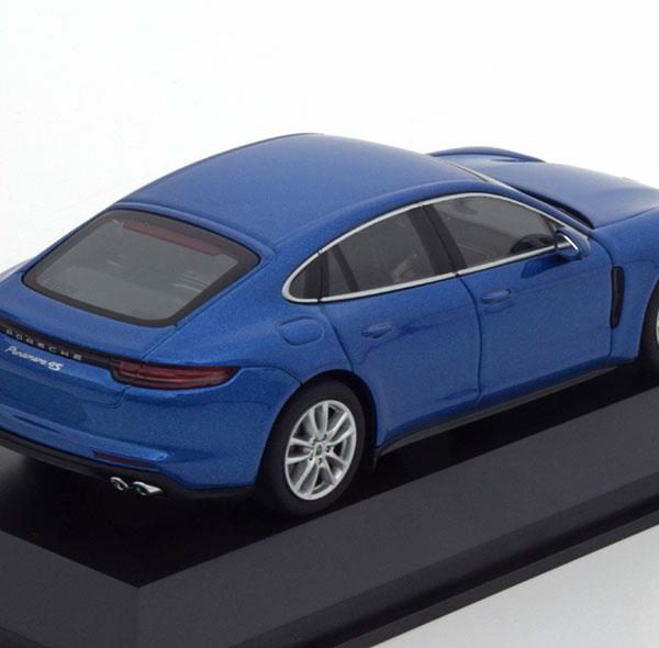 Porsche Panamera (G2) 4S 2016 Blauw Metallic 1-43 Herpa