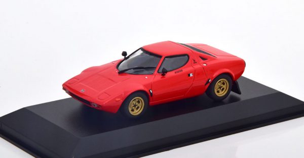 Lancia Stratos 1974 Rood 1-43 Maxichamps