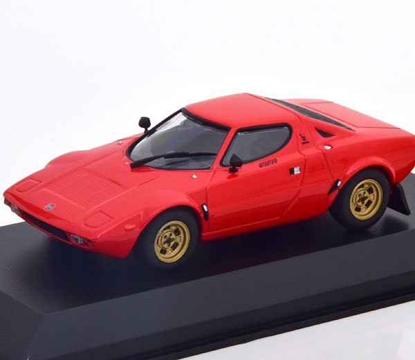 Lancia Stratos 1974 Rood 1-43 Maxichamps