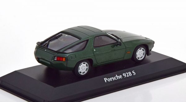 Porsche 928S 1979 Groen Metallic 1-43 Maxichamps