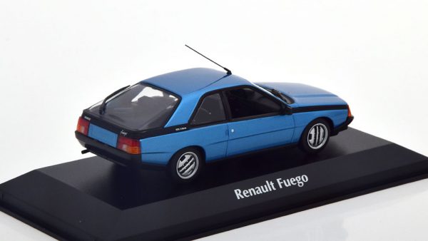 Renault Fuego 1984 Blauw 1-43 Maxichamps