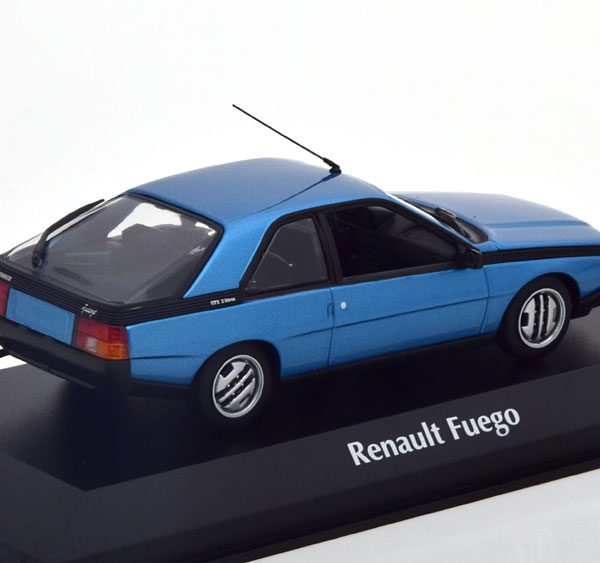 Renault Fuego 1984 Blauw 1-43 Maxichamps