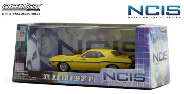 Dodge Challenger R/T 1970 Yellow with Black Stripes "NCIS" (2003) TV Series 1/43 Greenlight Collecitbles