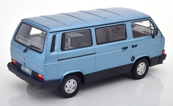 Volkswagen T3 Bus Multivan 1990 Blauw Metallic 1-18 Norev