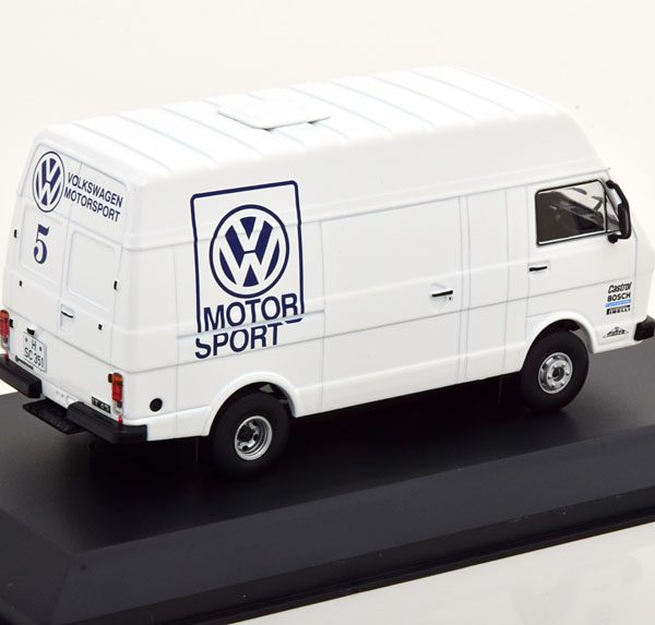 Volkswagen LT35 LWB "Rally Assistance Van Motorsport" Wit 1-43 Ixo Models