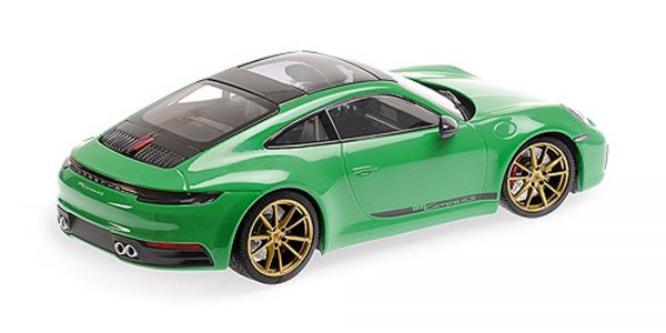 Porsche 911 (992) Carrera 4S 2019 Groen 1-18 Minichamps Limited 304 Pieces