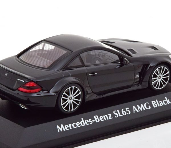 Mercedes-Benz SL65 AMG Black Series 2009 ( R230 ) Zwart 1-43 Maxichamps