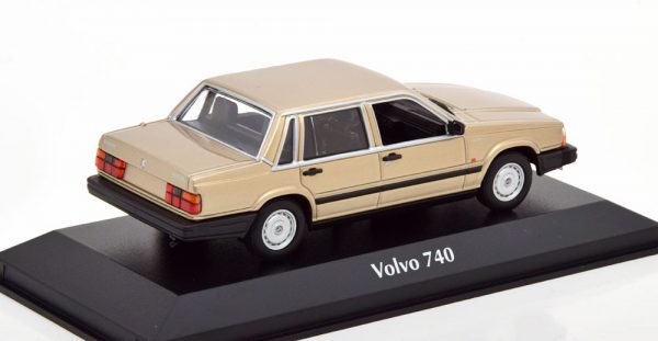 Volvo 740GL 1986 Gold Metallic 1-43 Maxichamps