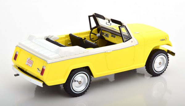 Jeep Jeepster Commando Convertible 1970 Geel / Wit 1-18 BOS Models Limited 252 Pieces