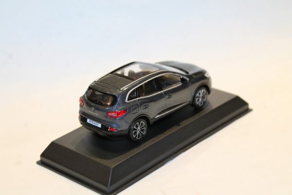 Renault Kadjar 2015 Titanium Grijs Metallic 1:43 Norev