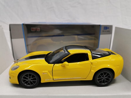 Chevrolet Corvette Z06 GT1 Commemorative Edition 2009 Geel / Zwart 1-24 Maisto