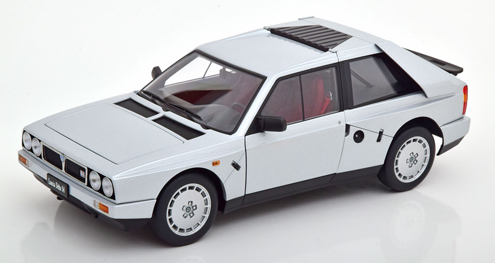 Lancia Delta S4 1985 Zilver Metallic 1-18 Autoart ( Metaal