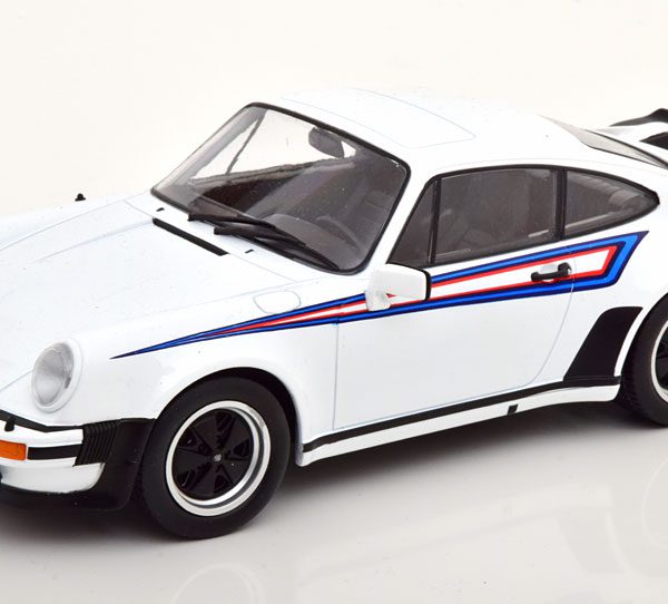 Porsche 911 (930) Turbo 3.0 1976 "Martini" Wit 1-18 KK Scale