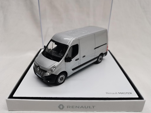 Norev 1/43 – 518754 – Renault Master Michelin – Miniature Neuve