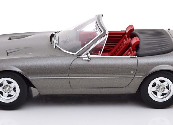 Ferrari 365 GTB/4 Daytona Cabriolet ( 2.Serie ) 1971 Grijs Metallic 1-18 KK Scale