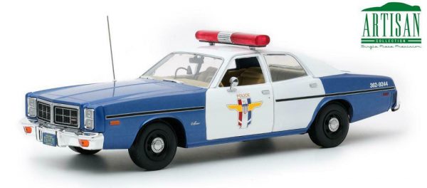 Dodge Monaco 1978 "Camp Crystal Lake Police" Wit / Blauw 1-18 Greenlight Collectibles