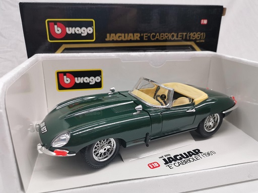 Jaguar E-Type Cabriolet 1961 Groen 1-18 Burago