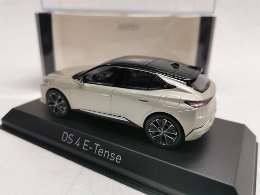 Citroen DS 4 E-Tense 2021 Cristal Pearl 1-43 Norev - Schuiten