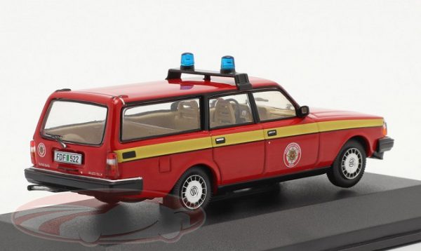 Volvo 240 Brandweer "Radningstjansten" (Zweden) 1983 Rood / Geel 1:43 Triple 9 Collection Limited 504 Pieces
