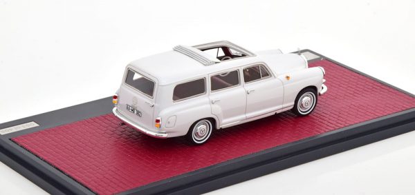 Mercedes-Benz 180D ( W120 ) Binz Kombi 1960 Lichtgrijs 1-43 Marix Scale Models Limited 408 Pieces