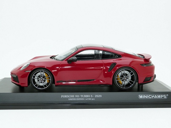 Porsche 911 Turbo S ( 992 ) 2020 Donkerrood 1-18 Minichamps Limited 302 Pieces