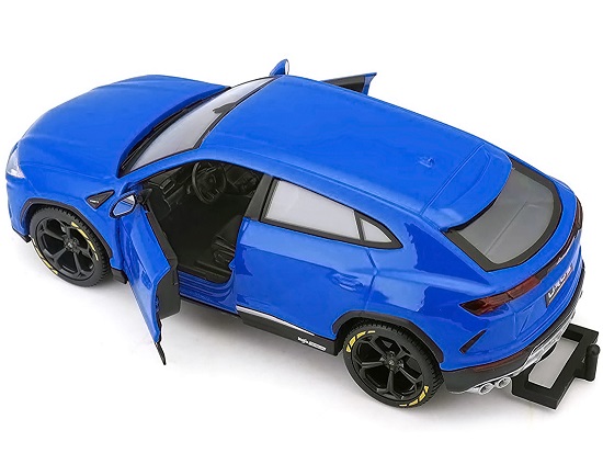 Lamborghini Urus + Lamborghini Huracan Coupe ( 2 Car Set Plus Trailer ) Blauw 1-24 Maisto