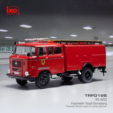 IFA W 50 "Feuerwehr Stadt Sonneberg" Rood 1-43 Ixo Models