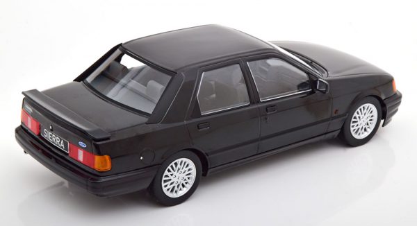 Ford Sierra Cosworth 1988 Zwart 1-18 MCG Models