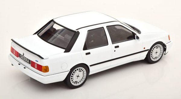 Ford Sierra Cosworth 1988 Wit 1-18 MCG Models