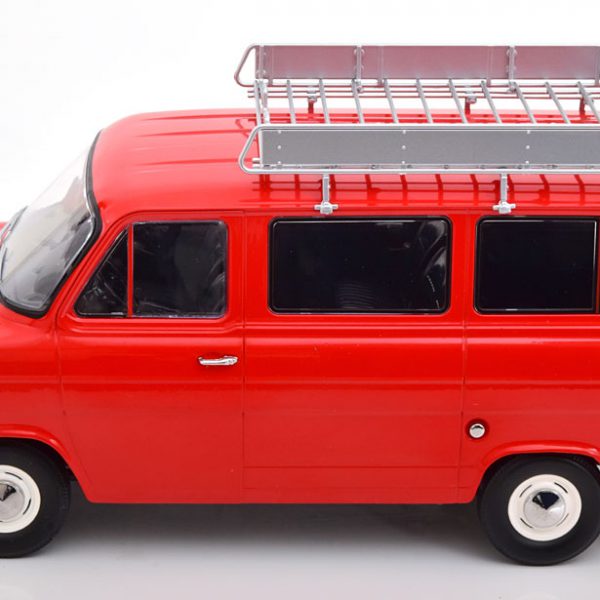 Ford Transit MK1 1965 met dakdrager Rood 1-18 KK Scale ( Metaal )