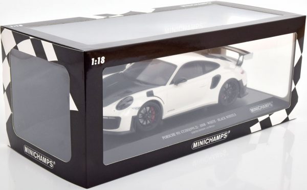 Porsche 911 (991/2) GT2 RS 2018 ( Zwarte Velgen ) Wit / Zwart 1-18 Minichamps Limited 300 Pieces