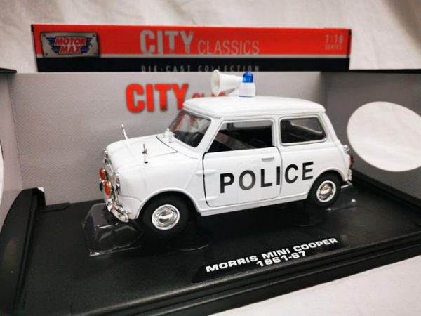 Morris Mini Coope 1961-67 "Police" Wit 1-18 Motormax