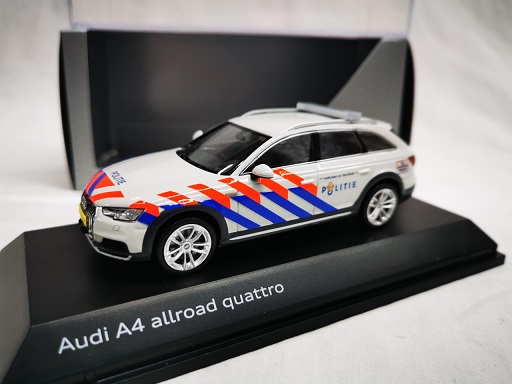 Audi A4 Allroad Quattro Nederlandse Politie Ombouw ( Old Striping ) 1-43 Spark