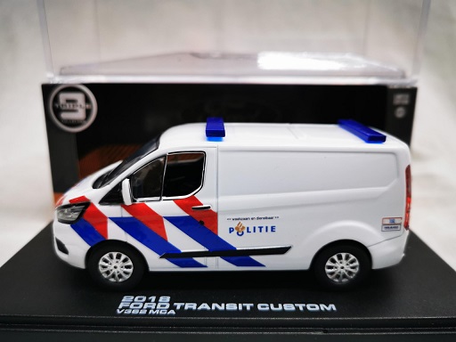 Ford Transit Custom 2018 Nederlandse Politie Ombouw ( New Striping ) 1-43 Triple 9 Collection
