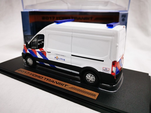 Ford Transit 2017 Nederlandse Politie Ombouw ( New Striping ) 1-43 Greenlight Collectibles