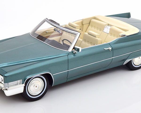 Cadillac DeVille Convertible 1970 Adriatic Turquoise 1-18 Cult Scale Models