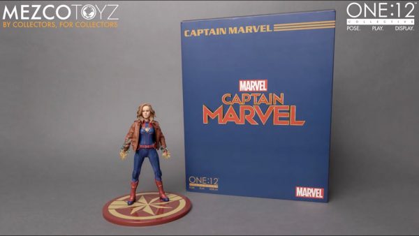 Captain Marvel One:12 Collective Action Figure ( 1-12 Scale ) Mezco Toys