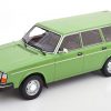Volvo 245 DL 1975 Groen 1-18 DNA Collectibles Limited 299 Pieces