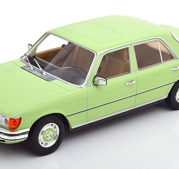 Mercedes-Benz 280 S ( W116 ) 1972 Lichtgroen 1-18 MCG Models