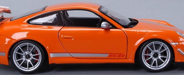 Porsche 911 GT3 RS 4.0 2012 Oranje / Zilver 1-18 Burago Limited Edition 3000 Pieces