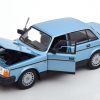 Volvo 240 GL Limousine Blauw Metallic 1-24 Welly
