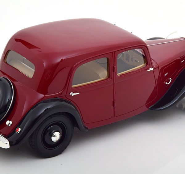 Citroen Traction Avant 7CV 1935 Donkerrood / Zwart 1-18 Cult Scale Models ( Resin )
