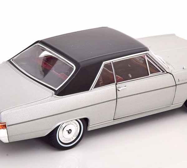 Opel Diplomat A V8 Coupe 1965 Zilver / Zwart 1-24 Whitebox ( Metaal )