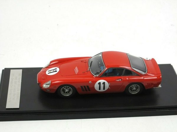 Ferrari 330 LMB (#4453SA) Le Mans 1963 Dan Gurney/Jim Hall #11 Rood 1:43 Matrix Scale Models